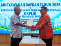 Ketum IKPLN Lantik Ketua IKPLN Daerah Transmisi Jatim 2026 - 2030