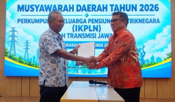 Ketum IKPLN Lantik Ketua IKPLN Daerah Transmisi Jatim 2026 - 2030